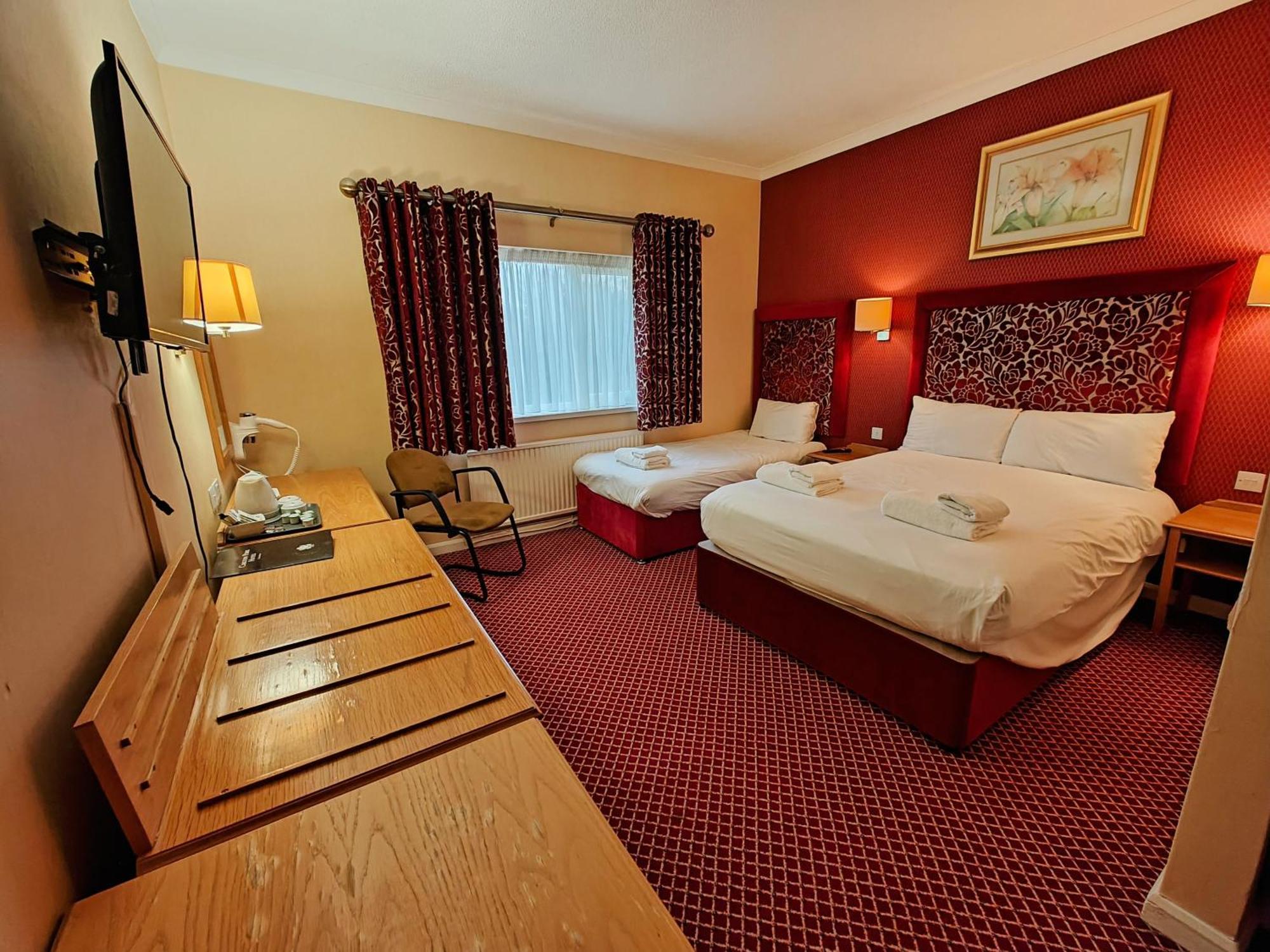 Carlton Park Hotel Rotherham Esterno foto