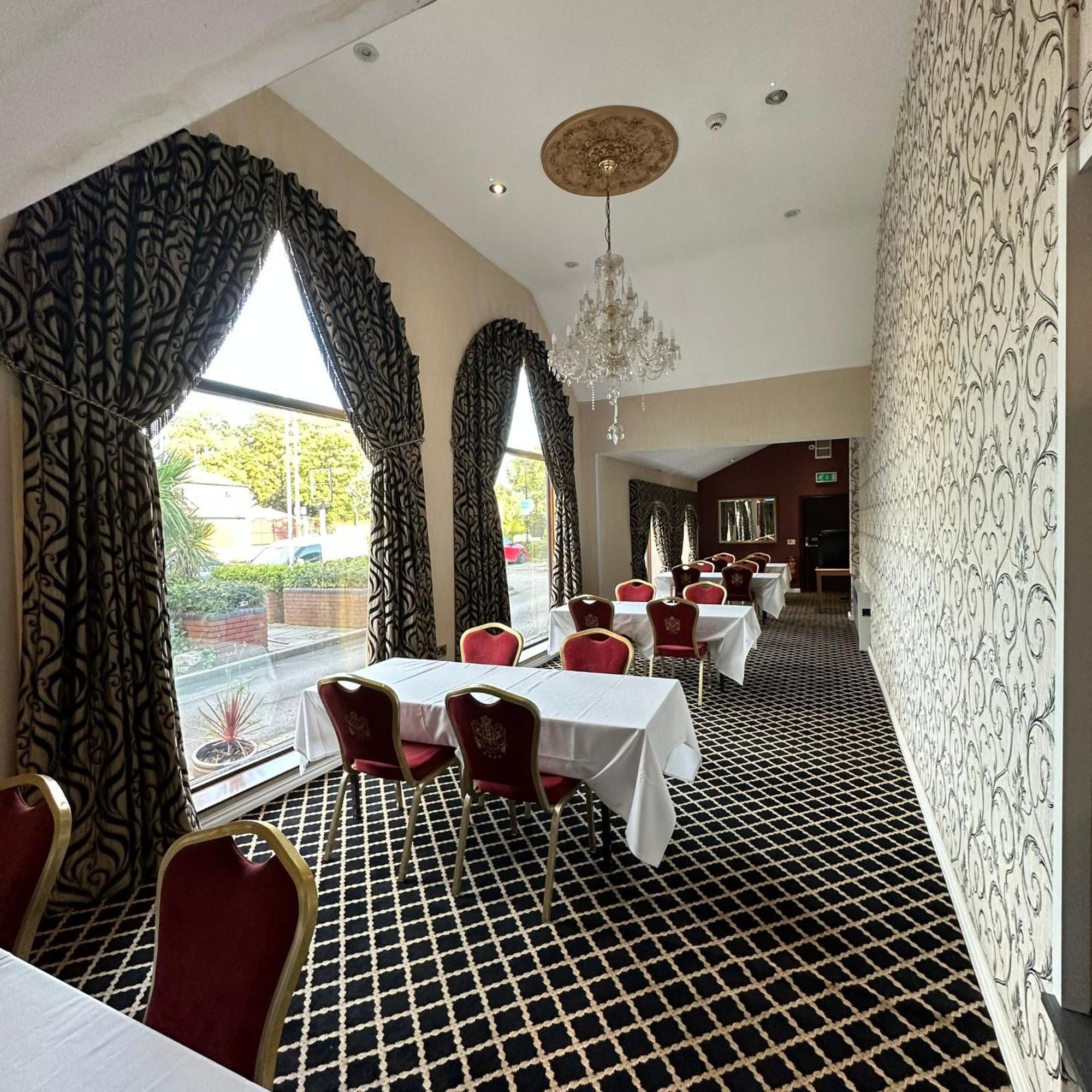 Carlton Park Hotel Rotherham Esterno foto