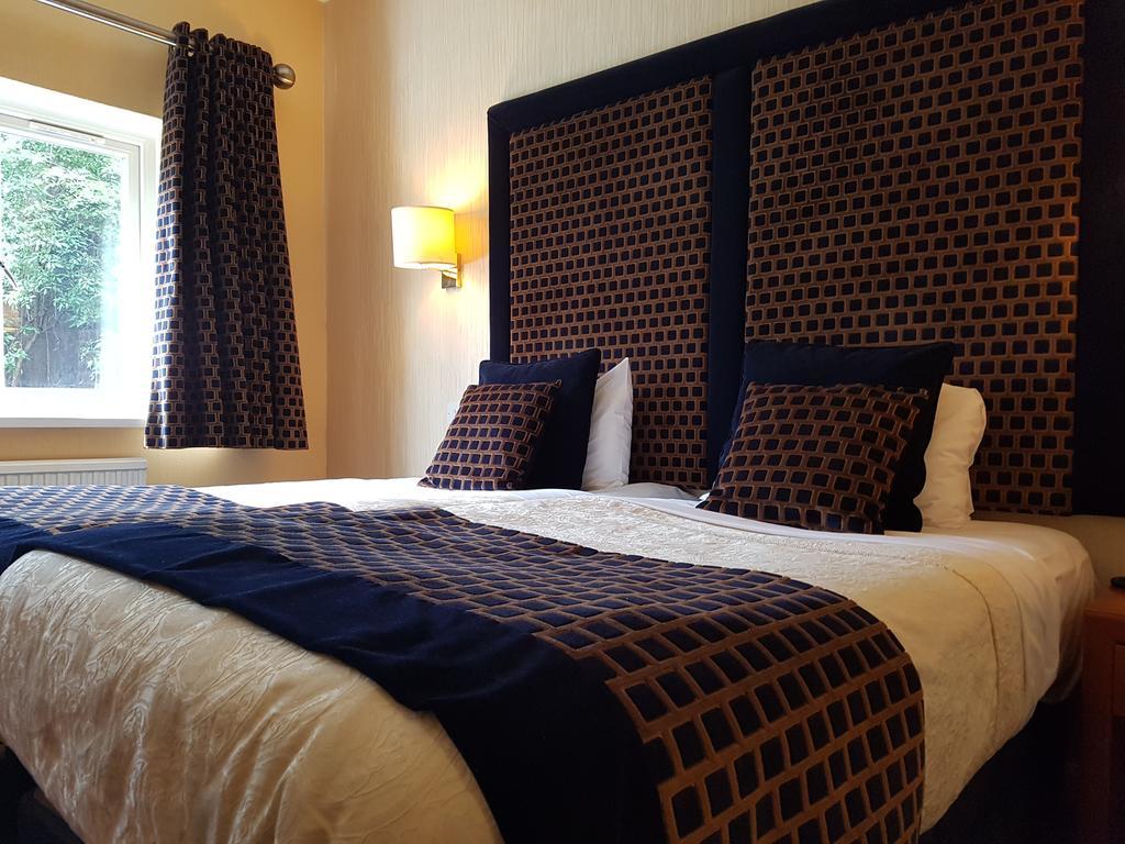 Carlton Park Hotel Rotherham Esterno foto