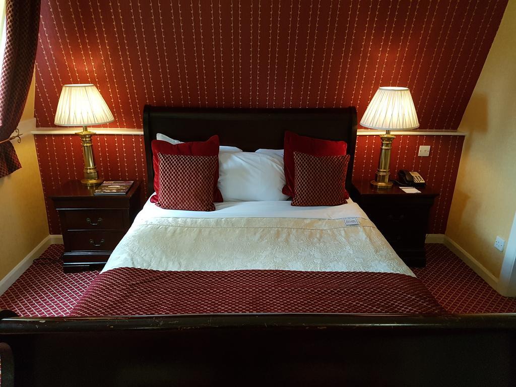 Carlton Park Hotel Rotherham Esterno foto