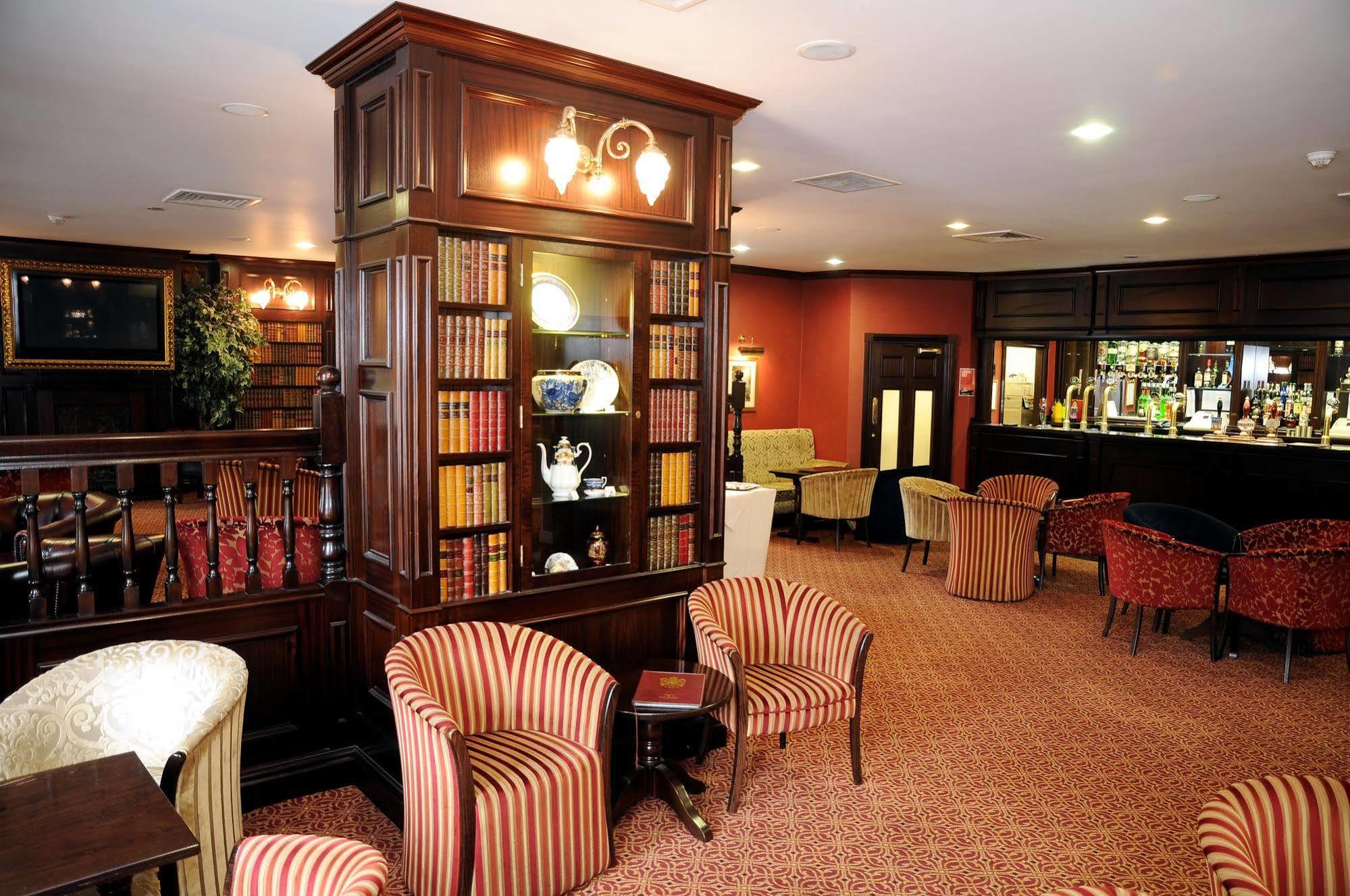 Carlton Park Hotel Rotherham Esterno foto